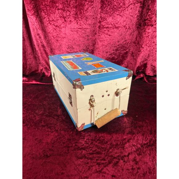 Vintage Toy Box - Metal Doll Suitcase with Dynamite Stickers - 1970s Storage - Picture 7 of 9